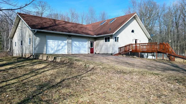 $729,900 | 23443 75th Street, New Auburn, WI 54757