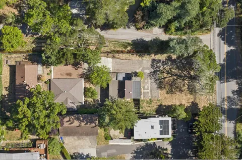 $995,000 | 552 Shoreline Highway, Mill Valley, CA 94941
