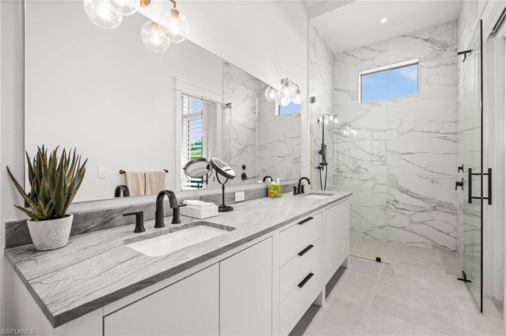 2191 Coach House Lane Naples, FL 34105 - Photo 35 of 48