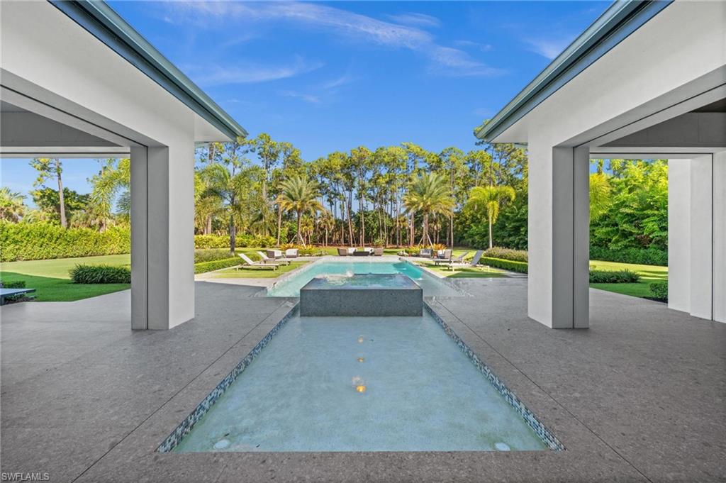 2191 Coach House Lane Naples, FL 34105 - Photo 7 of 48