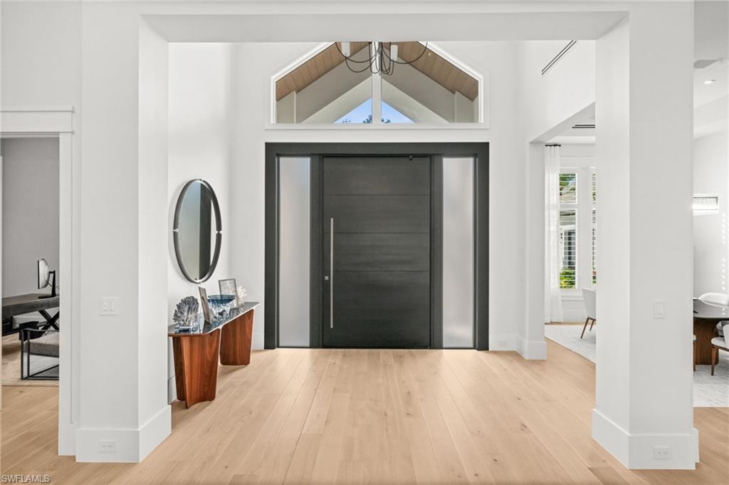 2191 Coach House Lane Naples, FL 34105 - Photo 8 of 48