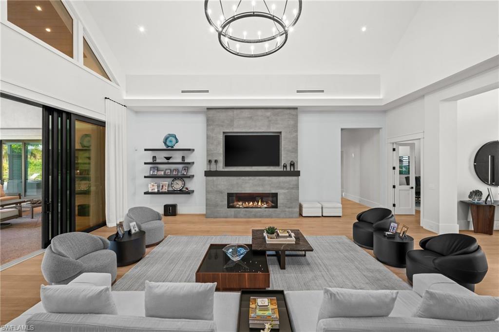 2191 Coach House Lane Naples, FL 34105 - Photo 10 of 48