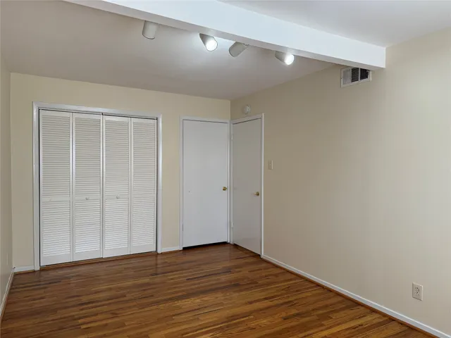 $1,250 | 1801 Cortlandt Street, Unit 20, Houston, TX 77008