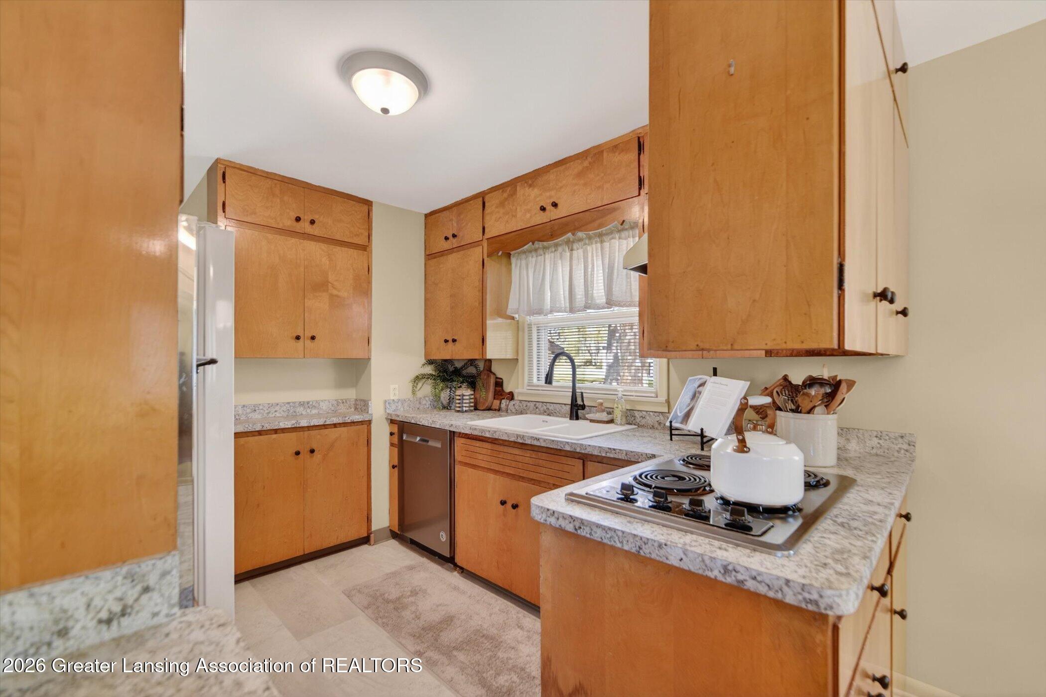 2253 North Eifert Road Holt, MI 48842 - Photo 8 of 31 11-2253 N Eifert Rd Holt, MI 48842-Wind