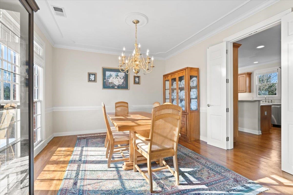 5033 Rowen Oak Road Collierville, TN 38017 - Photo 3 of 31 Gallery Image 3