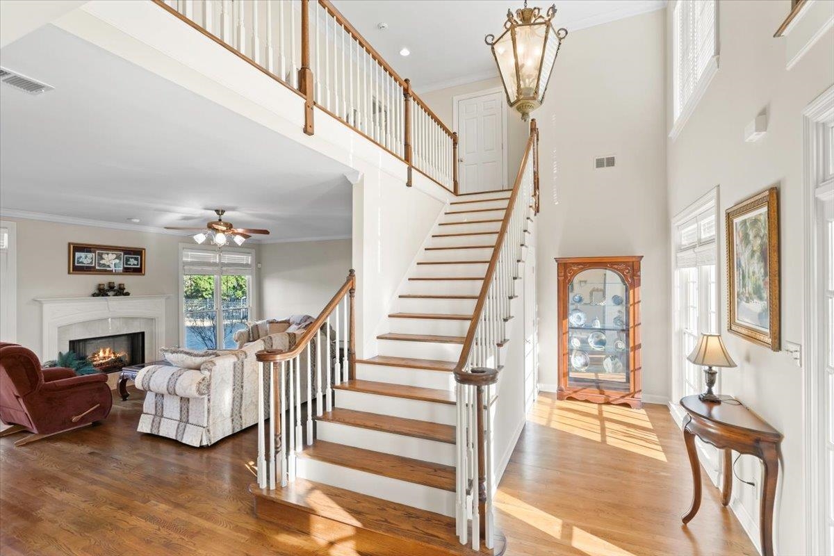5033 Rowen Oak Road Collierville, TN 38017 - Photo 4 of 31 Gallery Image 4
