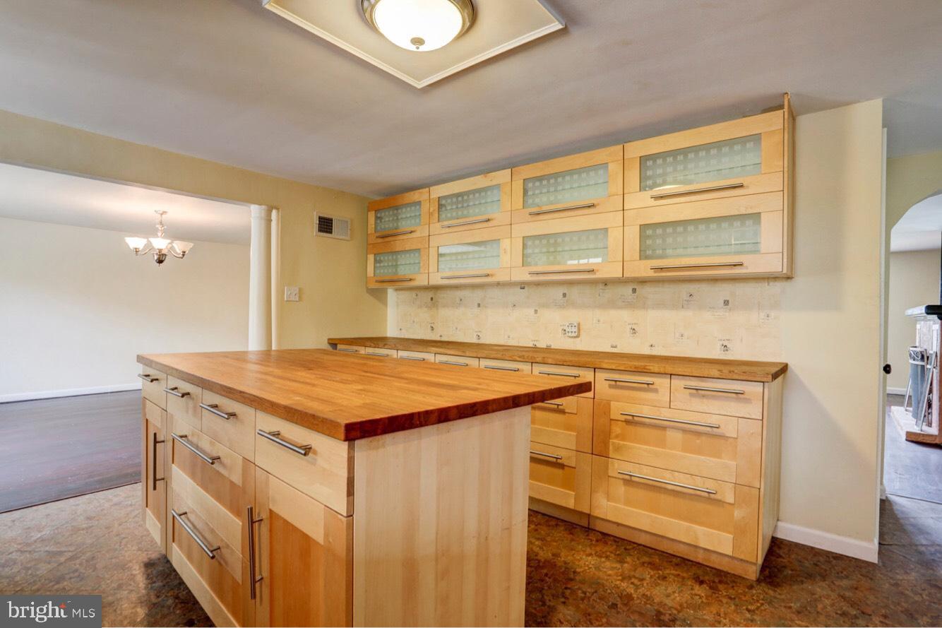 811 Bonneview Road York, PA 17406 - Photo 15 of 30 Gallery Image 15