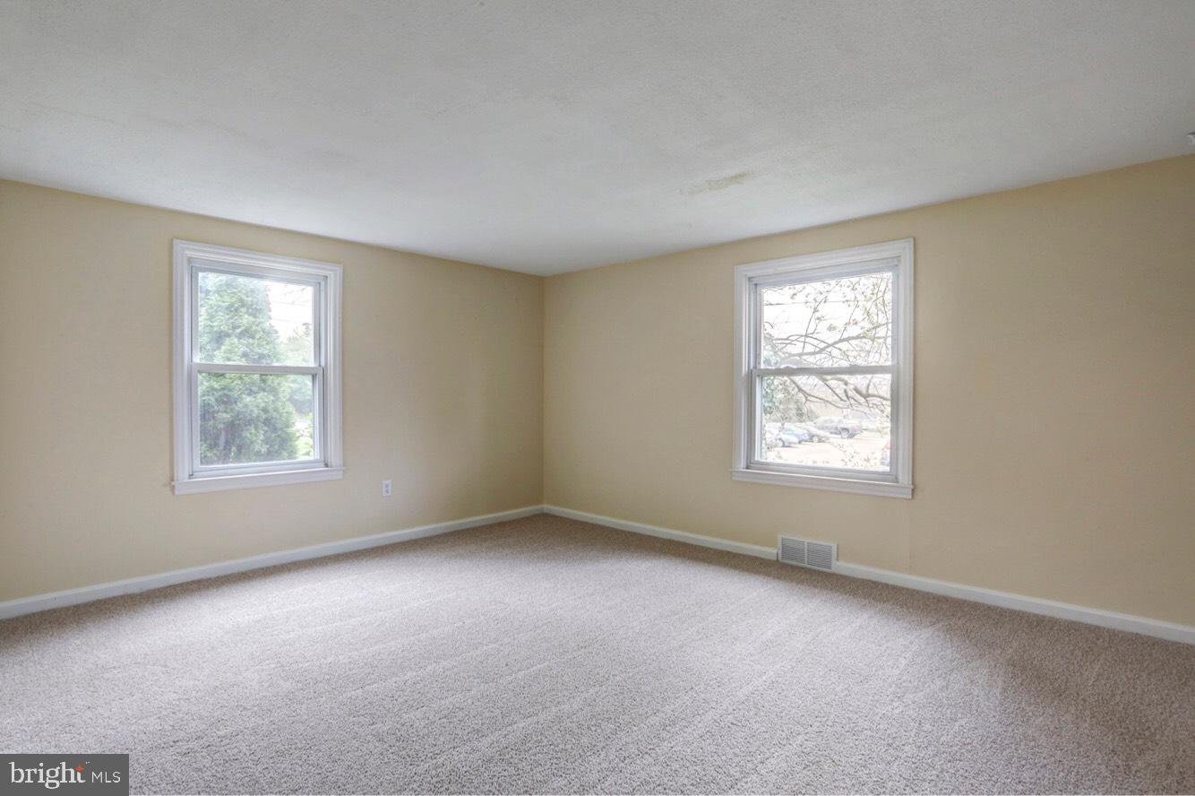 811 Bonneview Road York, PA 17406 - Photo 16 of 30 Gallery Image 16