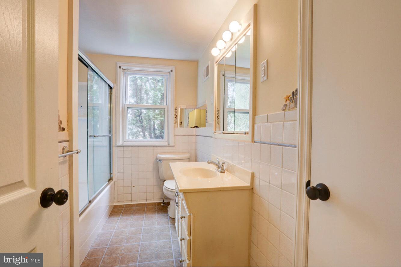 811 Bonneview Road York, PA 17406 - Photo 18 of 30 Gallery Image 18