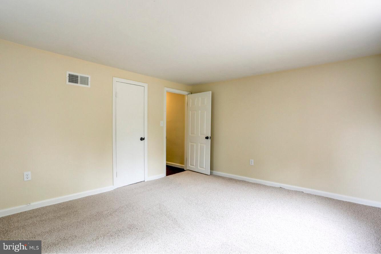 811 Bonneview Road York, PA 17406 - Photo 19 of 30 Gallery Image 19