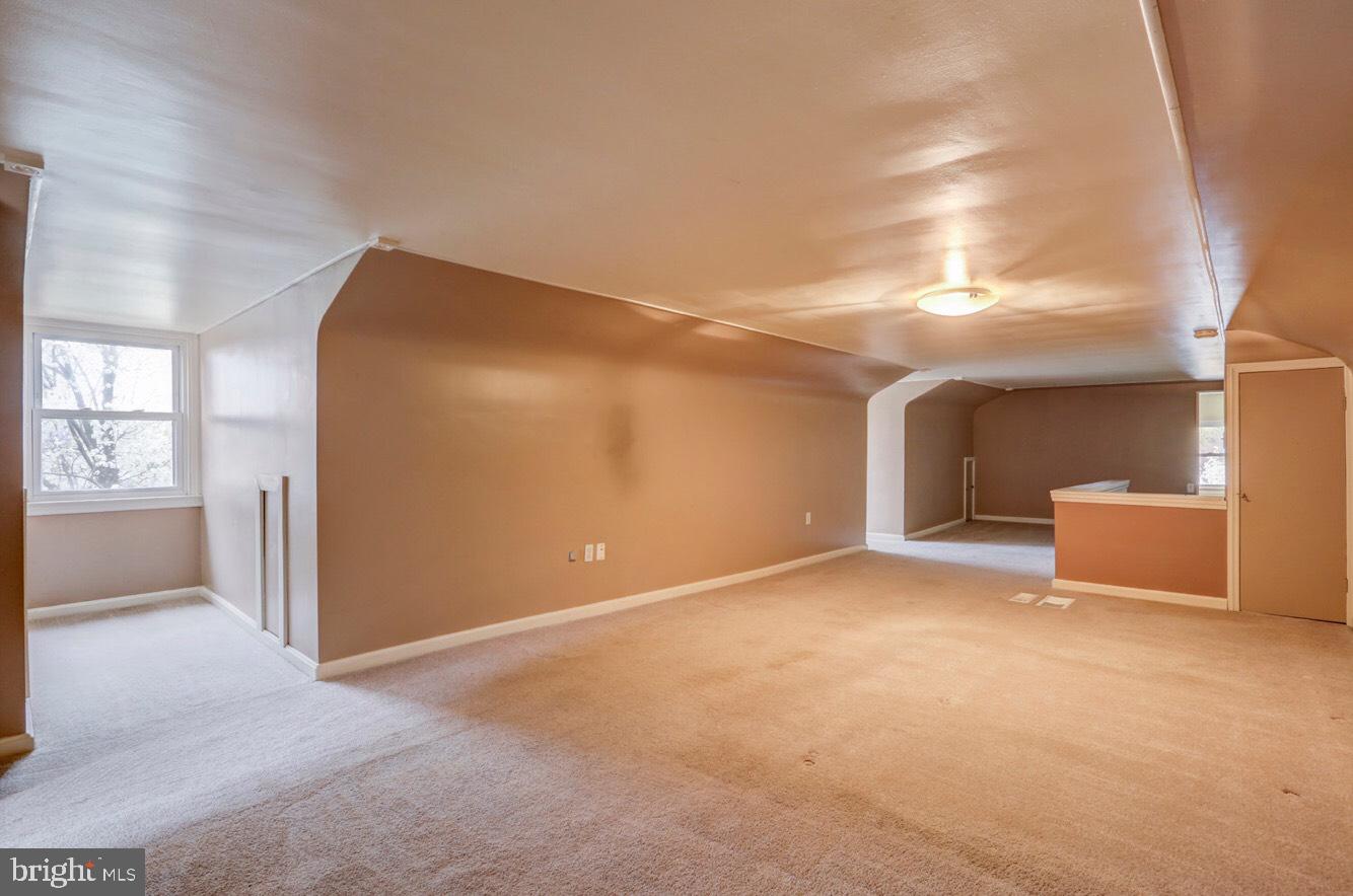 811 Bonneview Road York, PA 17406 - Photo 23 of 30 Gallery Image 23