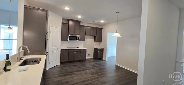 $2,800 | 123 Chilburn Circle, Bloomingdale, GA 31302