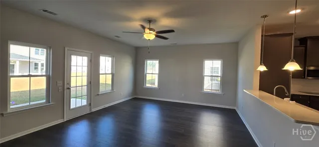 $2,800 | 123 Chilburn Circle, Bloomingdale, GA 31302