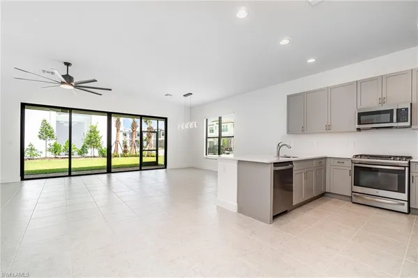 $3,300 | 20472 Estero Xing Boulevard, Estero, FL 33928