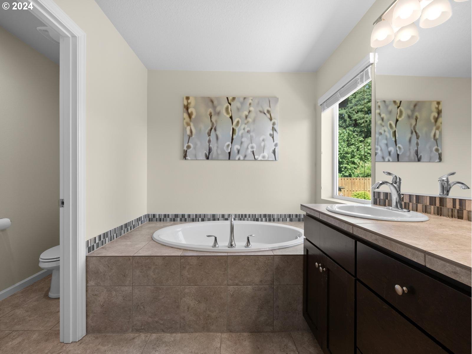 17007 Southeast Rhododendron Street Happy Valley, OR 97086 - Photo 18 of 48 Owner's Suite Bathroom