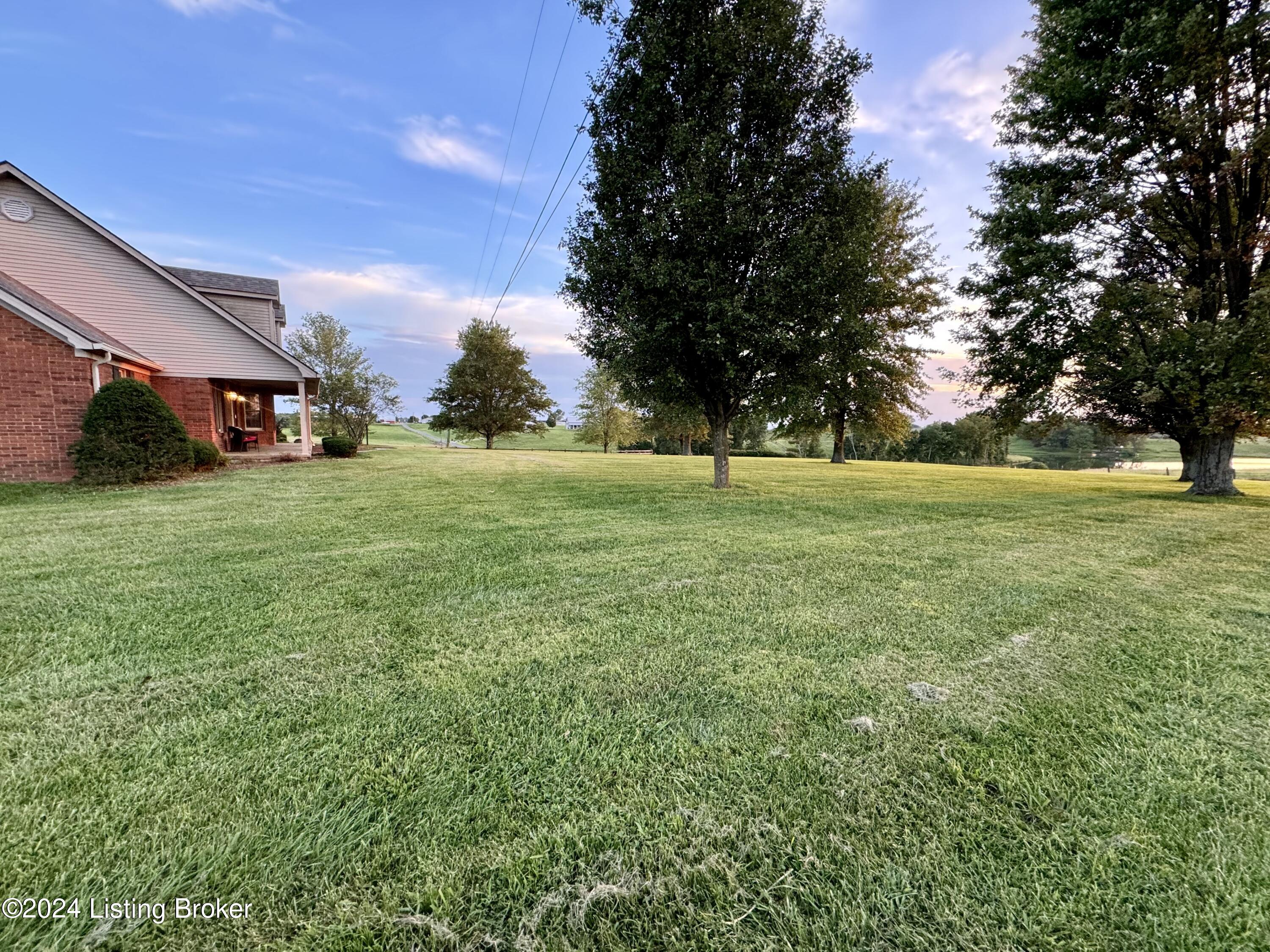 1090 McLain Road Springfield, KY 40069 - Photo 12 of 98 IMG_9380