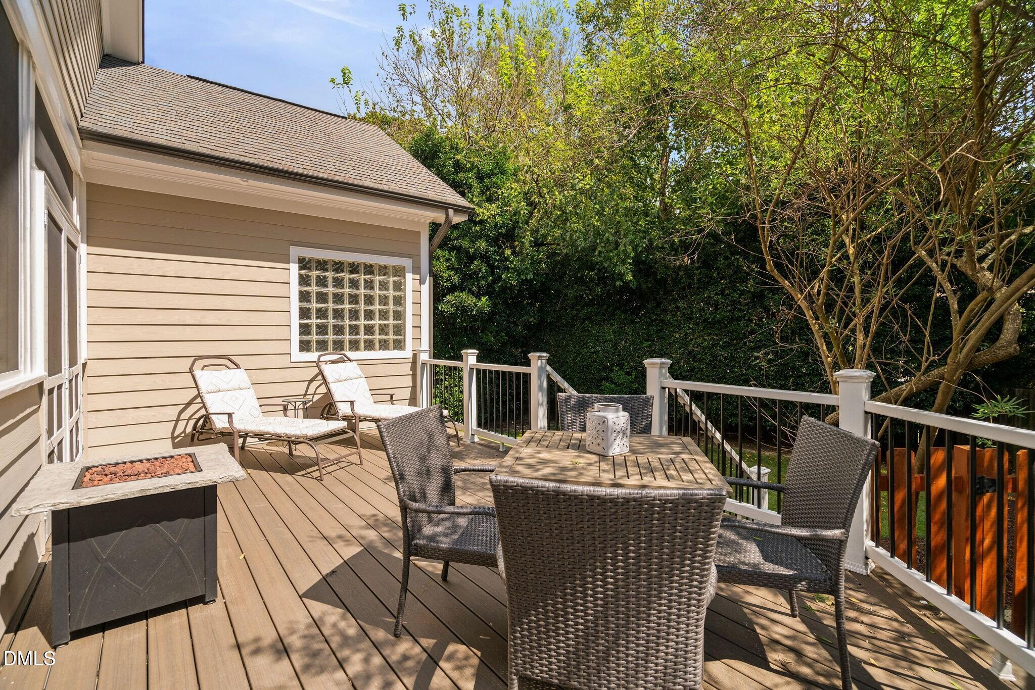 2920 Claremont Road Raleigh, NC 27608 - Photo 57 of 73 057_25webormls2920claremontrd