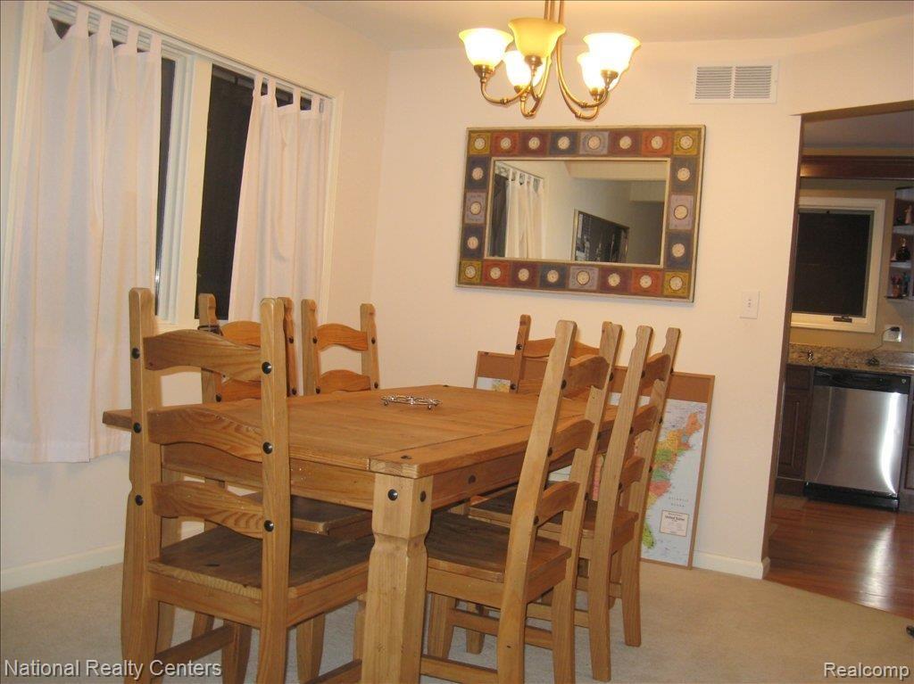 6548 Raintree Court Canton, MI 48187 - Photo 4 of 10 DINING ROOM