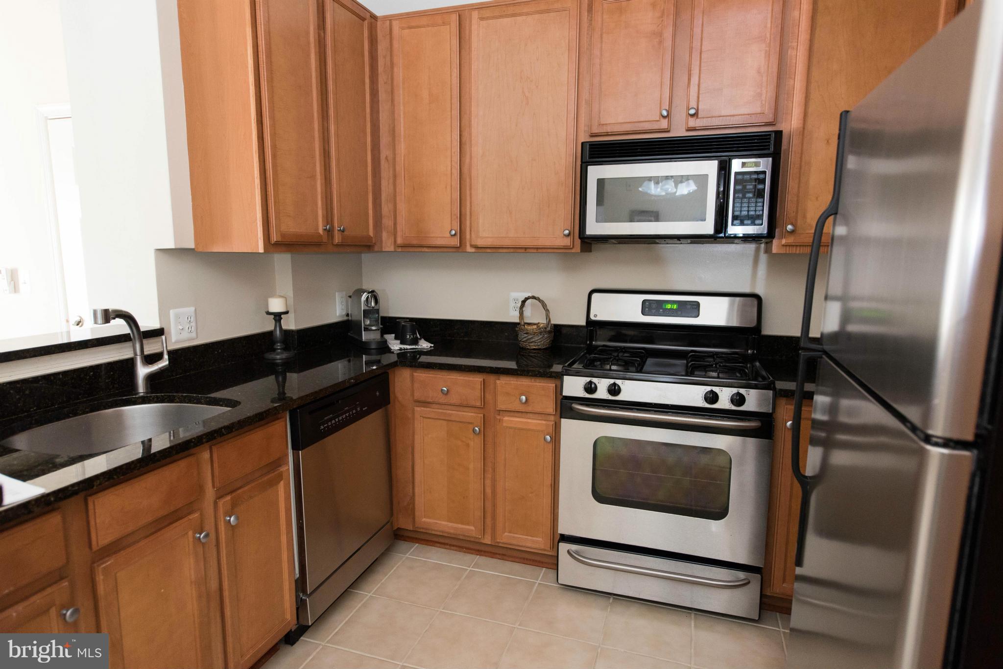 1516 North Point Drive, Unit 104 Reston, VA 20194 - Photo 12 of 25 Kitchen