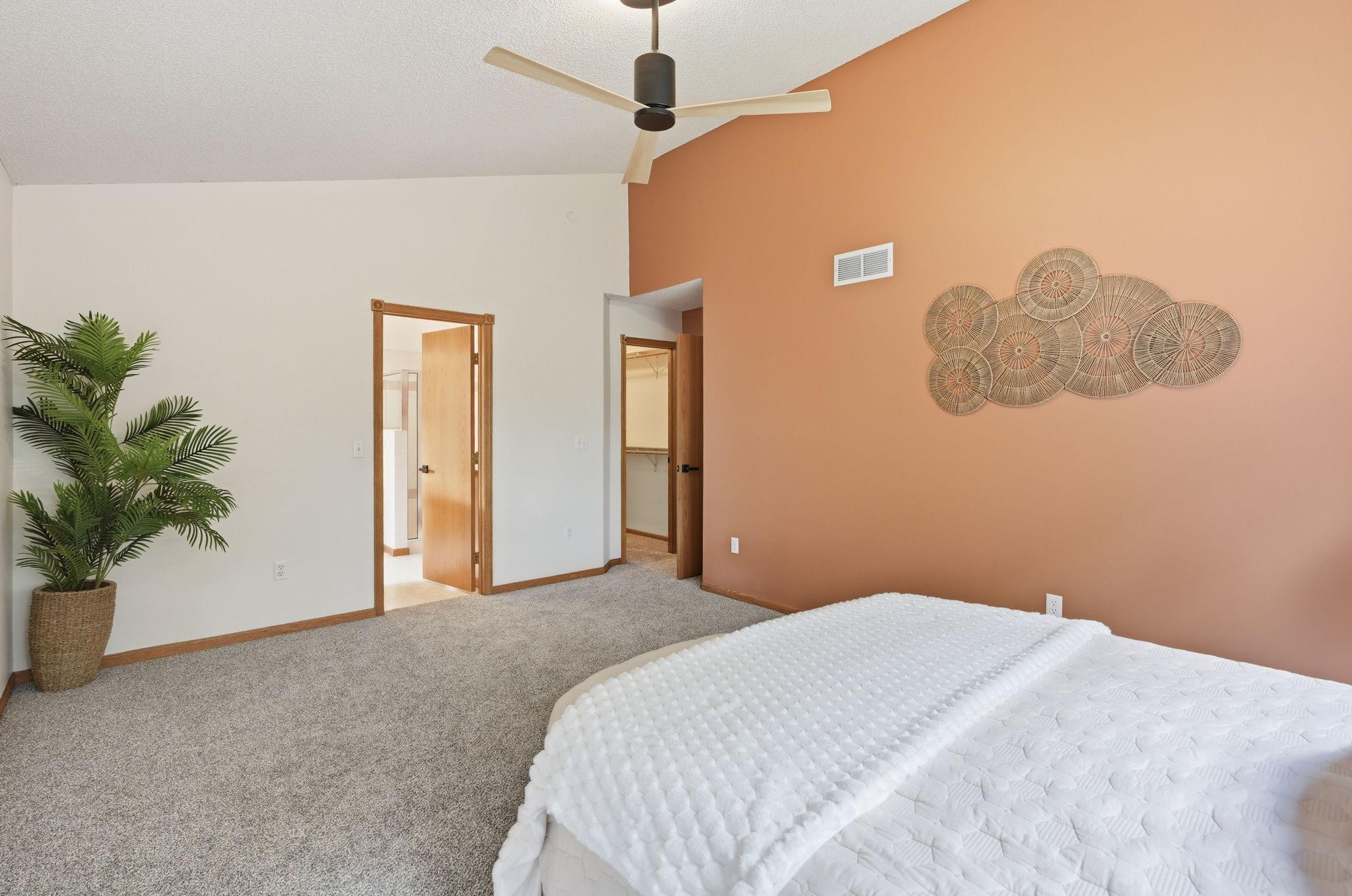 535 Hawthorn Road Lino Lakes, MN 55014 - Photo 20 of 50