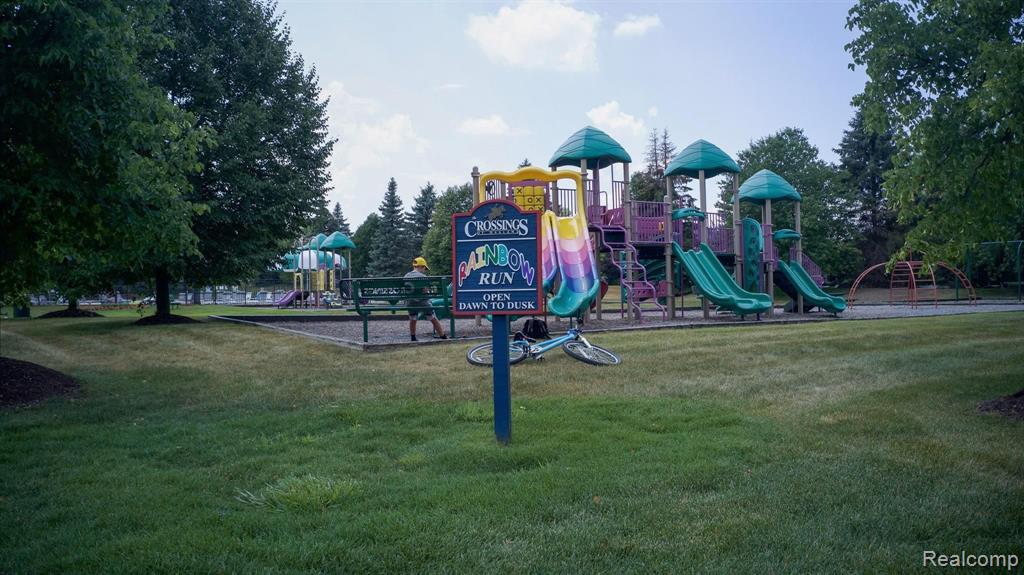 4040 Holly Lane Rochester, MI 48306 - Photo 60 of 63