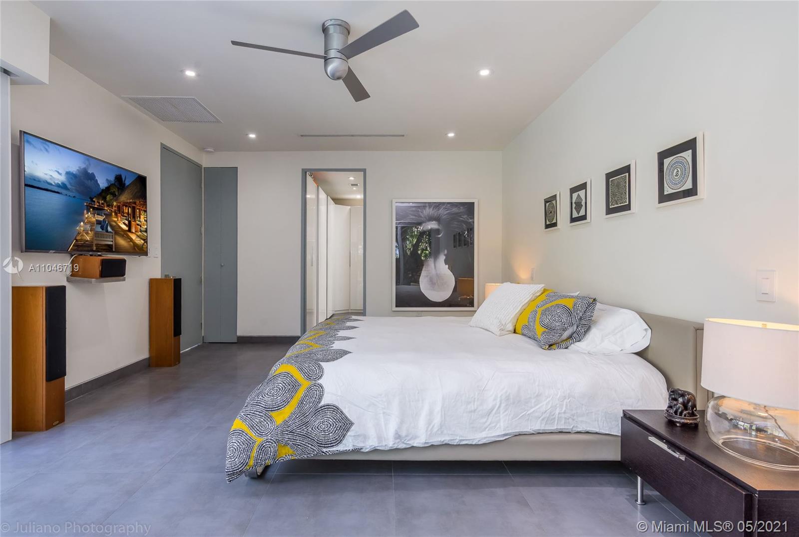 338 Southwest 31st Road Miami, FL 33129 - Photo 12 of 33