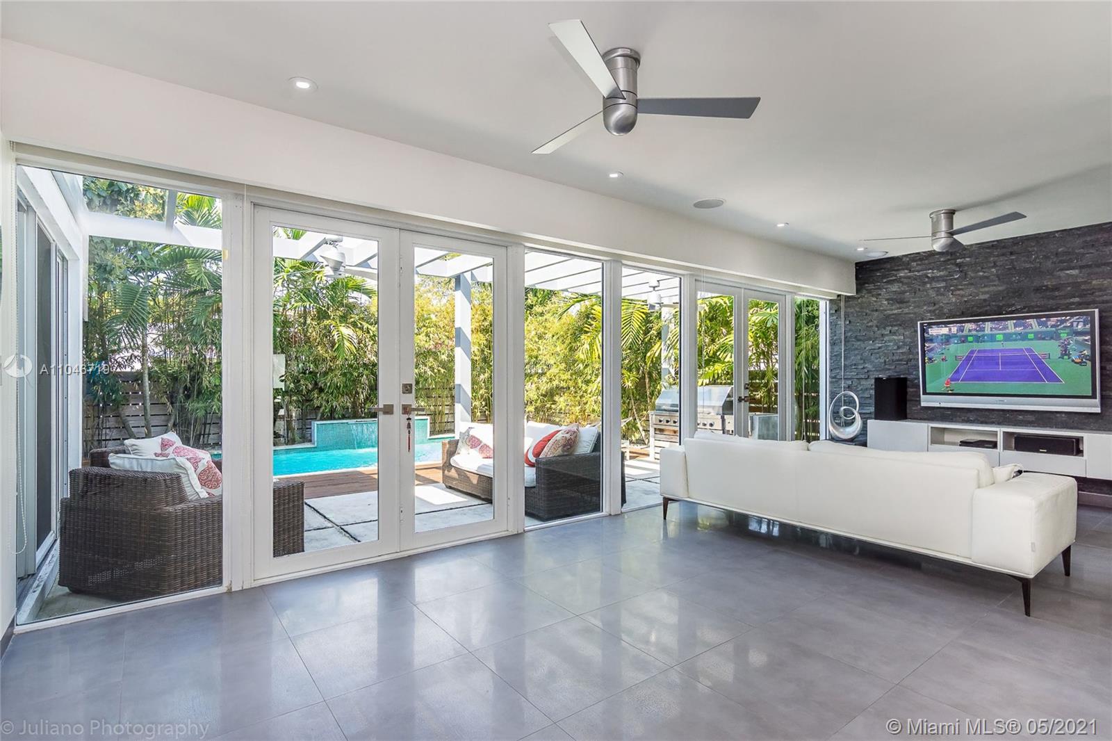 338 Southwest 31st Road Miami, FL 33129 - Photo 17 of 33