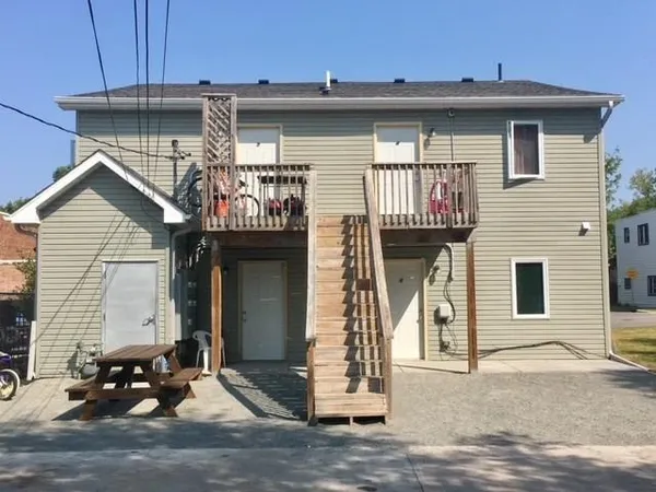 $499,000 | 1204 East 7th Street, St. Paul, MN 55106