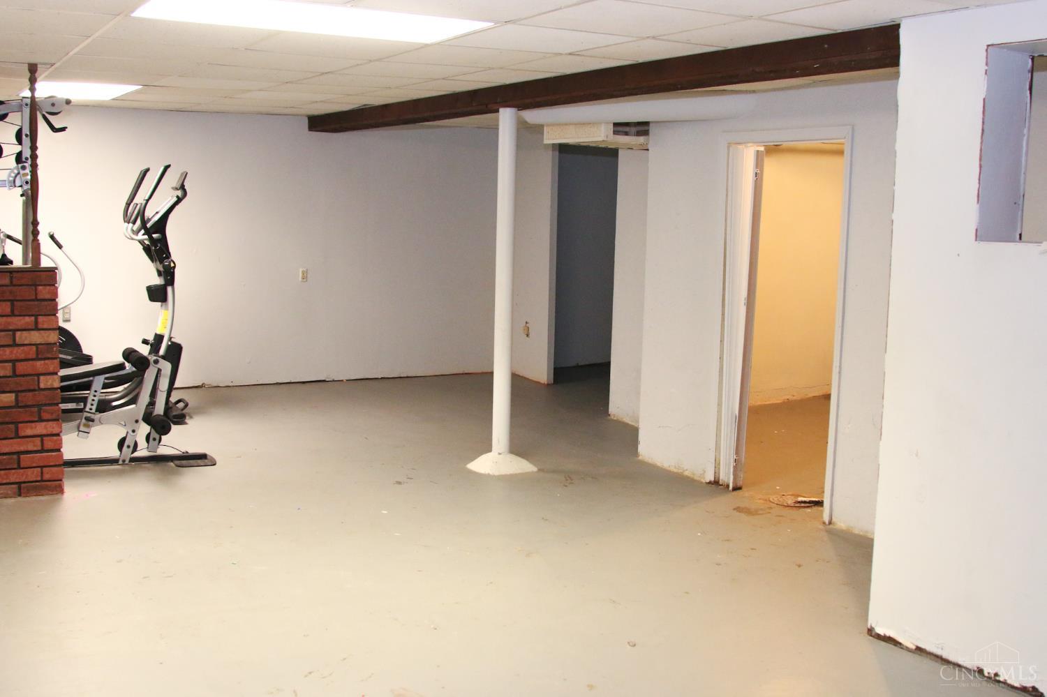 2424 Banning Road Cincinnati, OH 45239 - Photo 28 of 35 Gallery Image 28