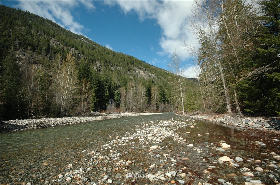 16 Mercer Road Mazama, WA 98833 - Photo 2 of 25 Gallery Image 2