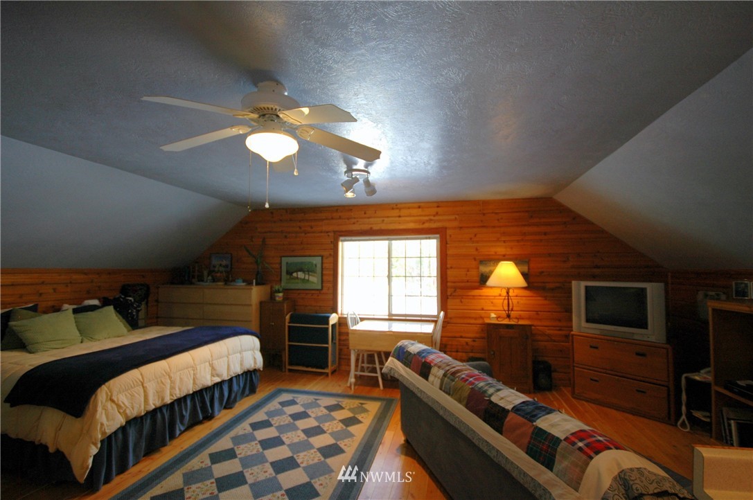 16 Mercer Road Mazama, WA 98833 - Photo 15 of 25 Gallery Image 15