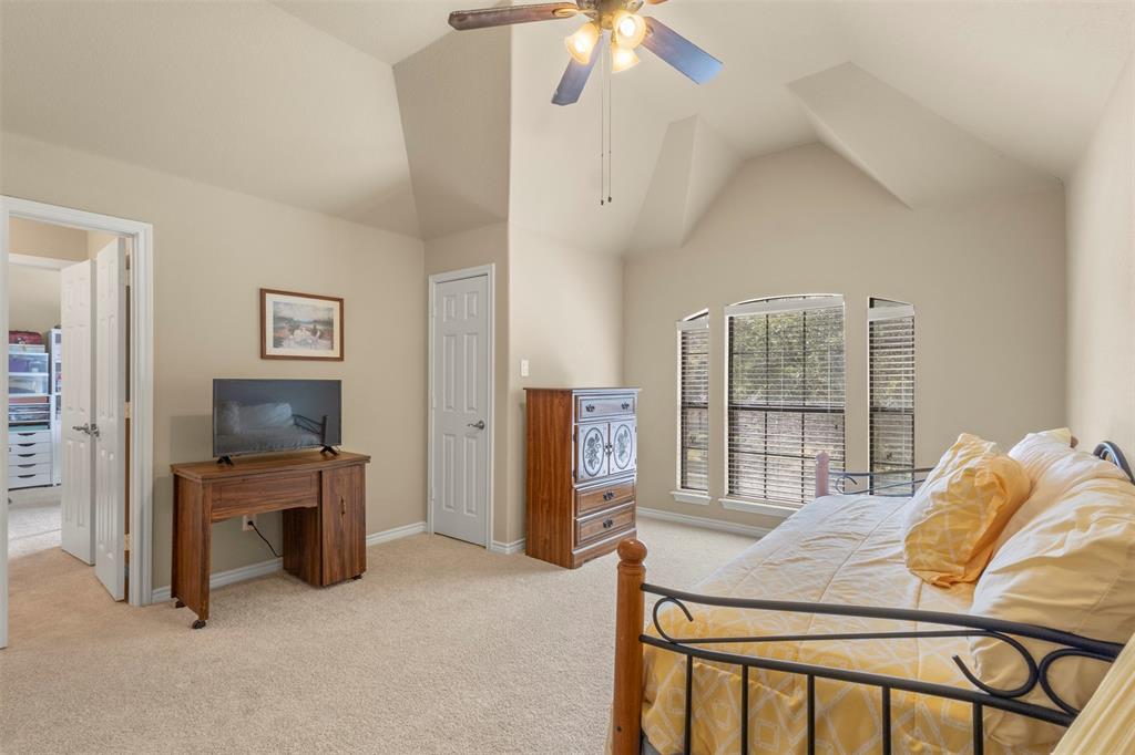 7256 Rueda Grand Prairie, TX 75054 - Photo 29 of 40 Gallery Image 29