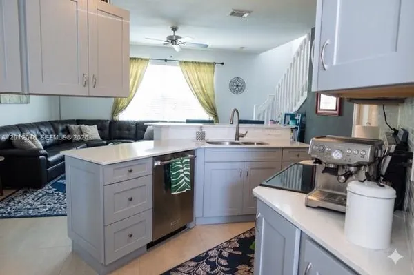 $3,950 | 11805 Southwest 138th Avenue, Miami, FL 33186