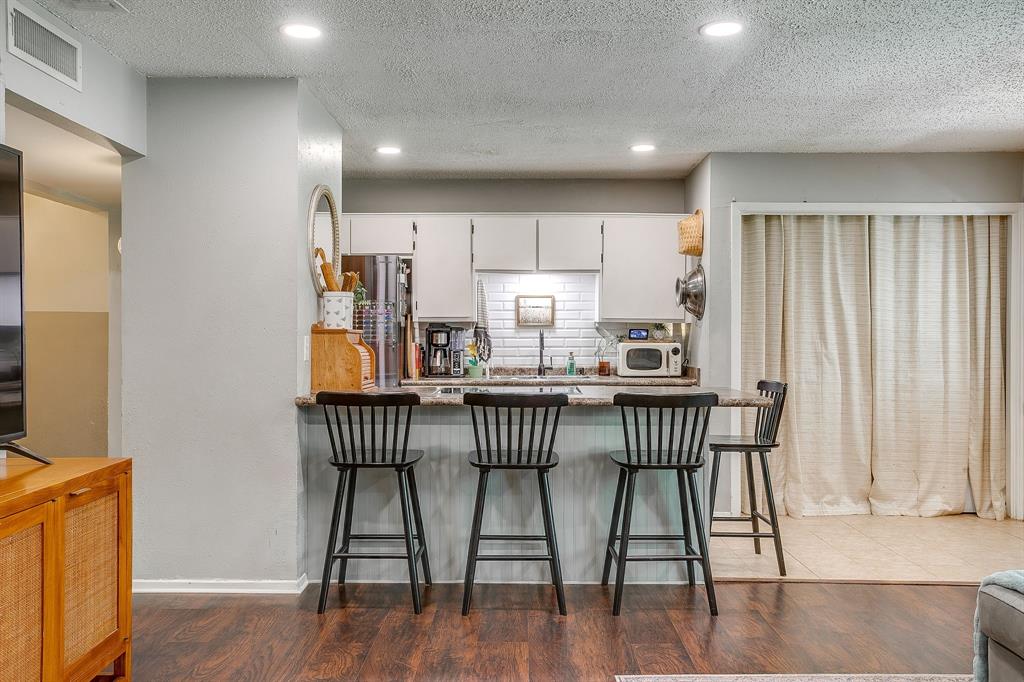 712 Poe Street Azle, TX 76020 - Photo 12 of 33