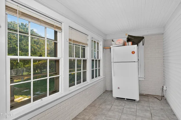 $279,000 | 407 College Street, Marion, VA 24354