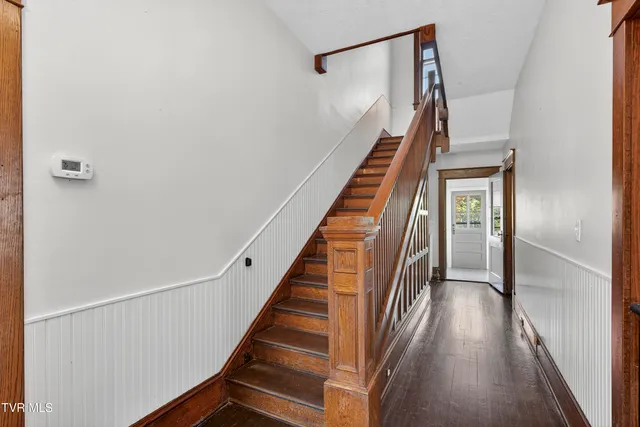 $279,000 | 407 College Street, Marion, VA 24354