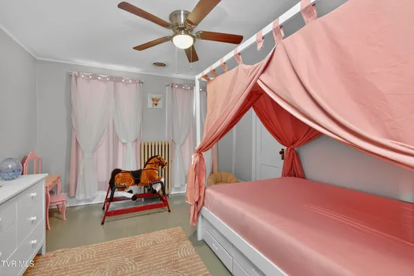 $279,000 | 407 College Street, Marion, VA 24354