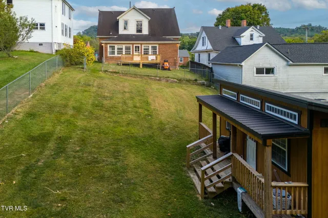 $279,000 | 407 College Street, Marion, VA 24354