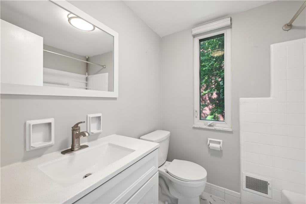 108 Maple Heights Road Pittsburgh, PA 15232 - Photo 17 of 29 Gallery Image 17