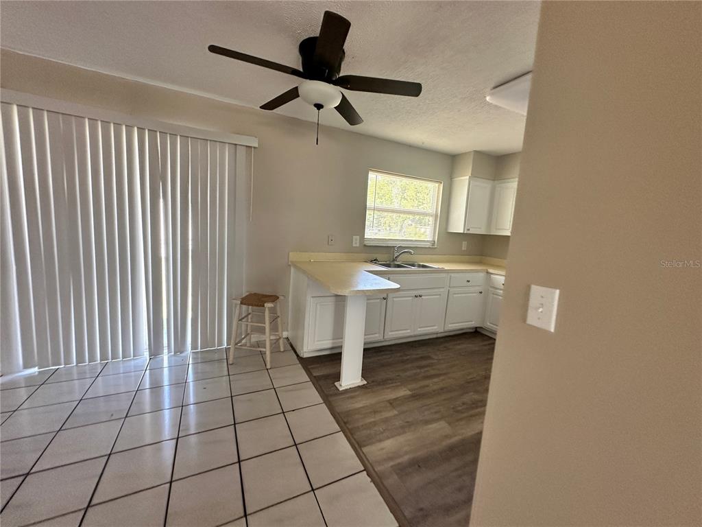 469 Emerald Road Ocala, FL 34472 - Photo 5 of 12