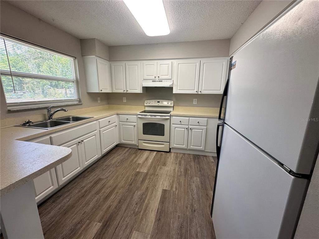 469 Emerald Road Ocala, FL 34472 - Photo 6 of 12