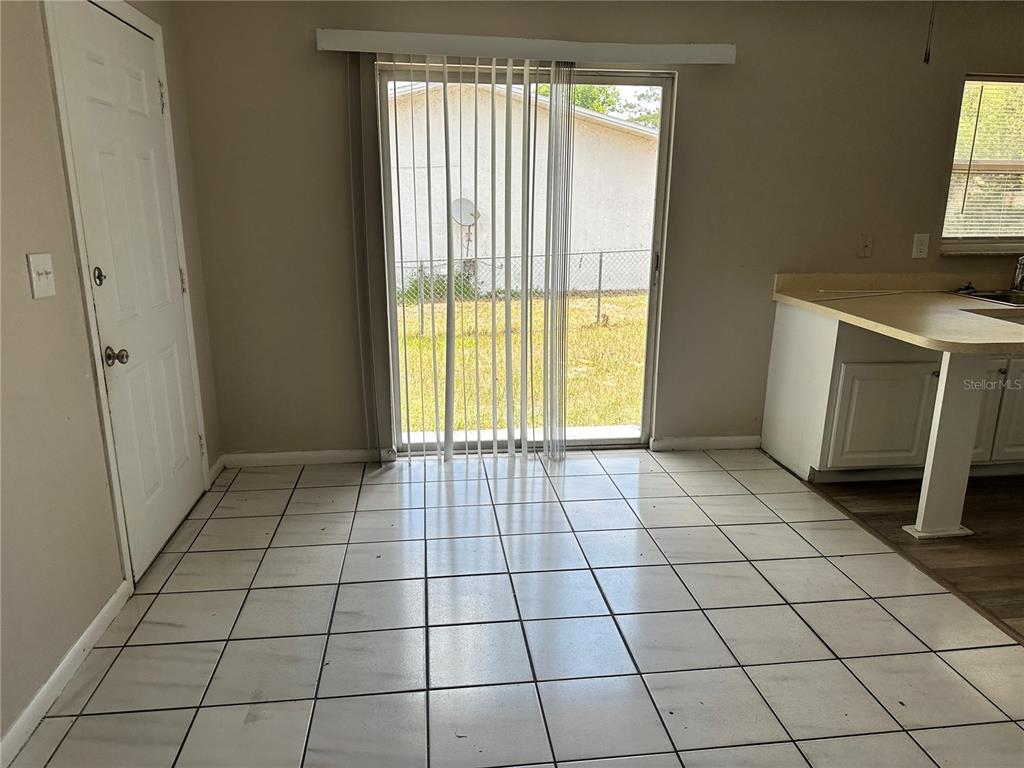 469 Emerald Road Ocala, FL 34472 - Photo 10 of 12