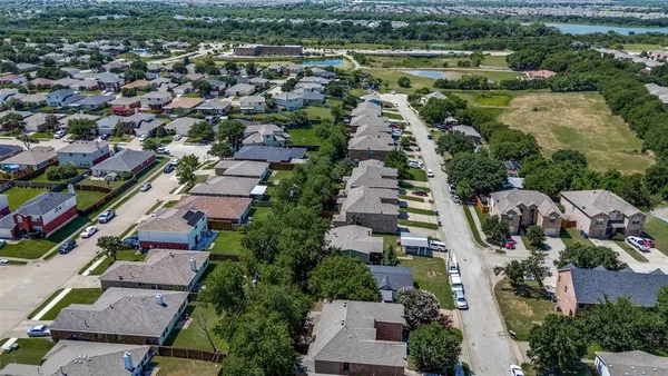 $539,900 | 430 Woodgrove Drive, Little Elm, TX 75068