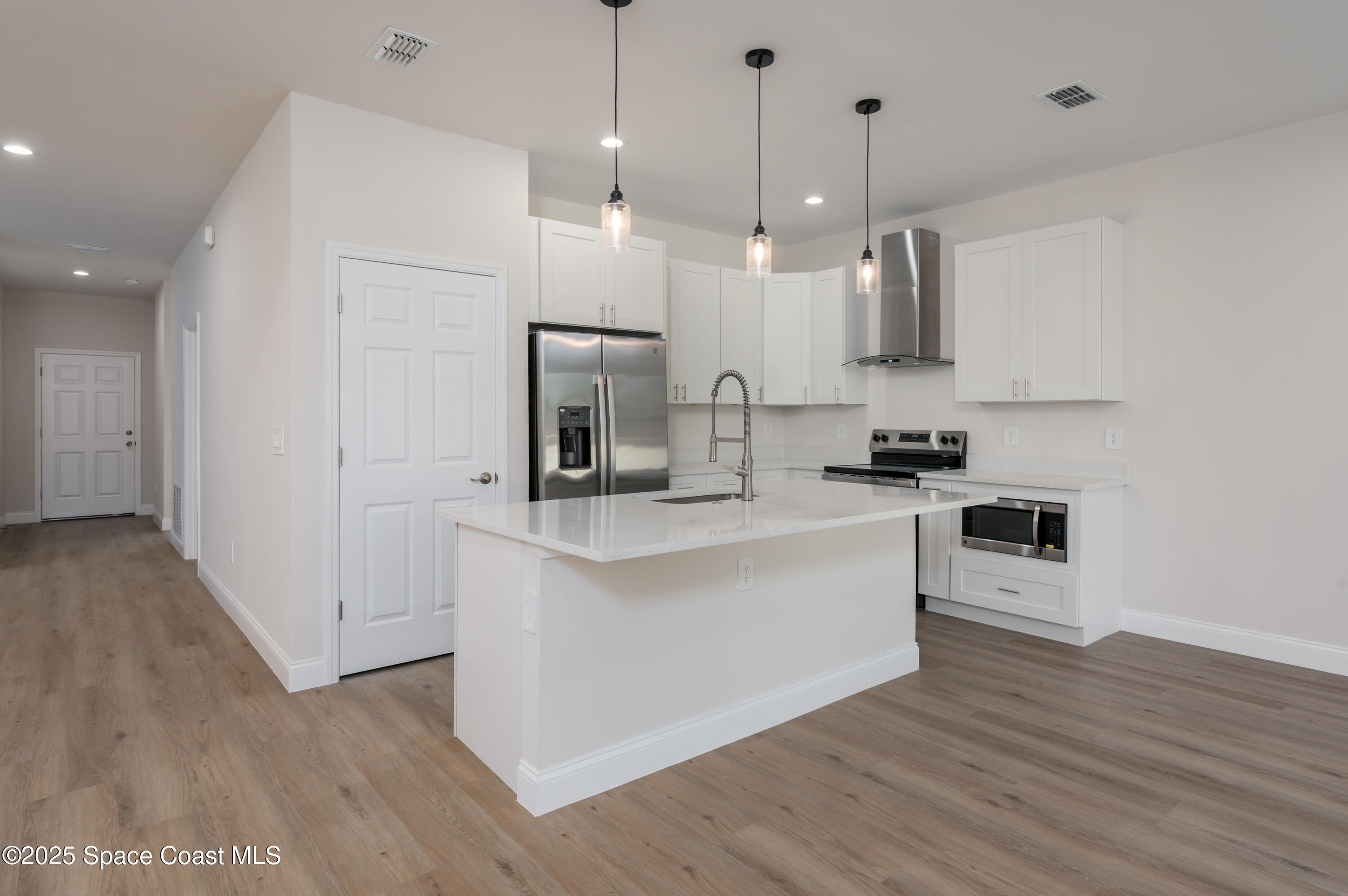 132 Caracas Road DeBary, FL 32713 - Photo 17 of 43 132CaracasRoad-Interior-6