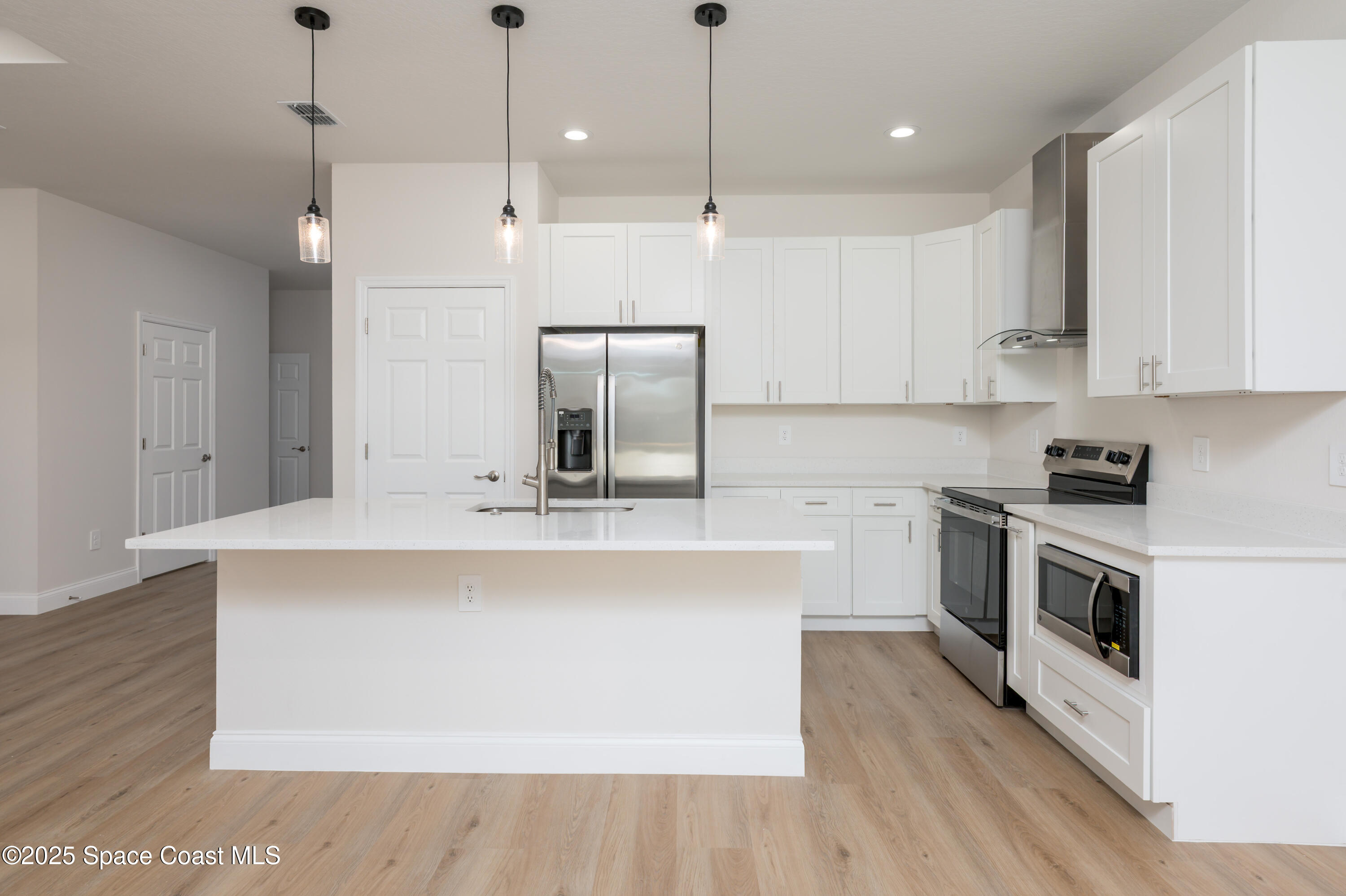 132 Caracas Road DeBary, FL 32713 - Photo 18 of 43 132CaracasRoad-Interior-7