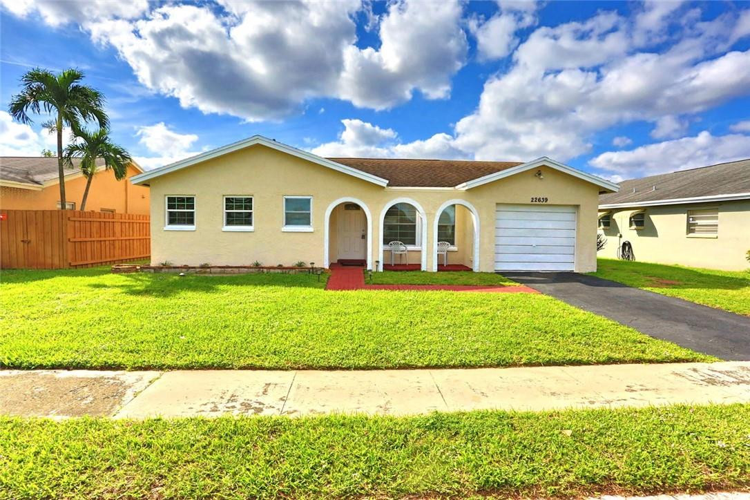 22639 Southwest 65th Avenue Boca Raton, FL 33428 - Photo 3 of 34 Photo 3