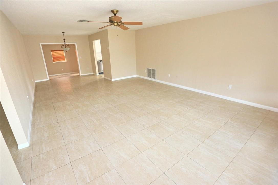 22639 Southwest 65th Avenue Boca Raton, FL 33428 - Photo 10 of 34 Photo 10