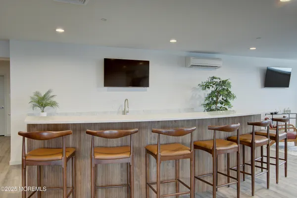 $3,600 | 272 Willow Avenue, Unit 403B, Long Branch, NJ 07740