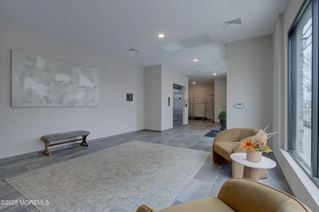 $3,600 | 272 Willow Avenue, Unit 403B, Long Branch, NJ 07740