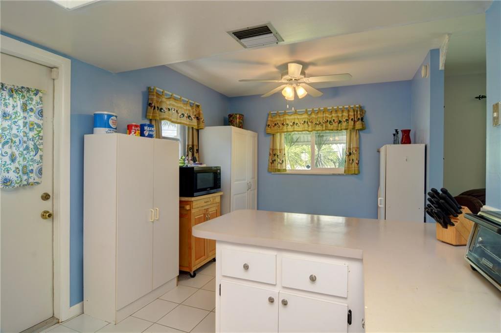 4340 Gulfstream Road Lake Worth, FL 33461 - Photo 14 of 23 Gallery Image 14